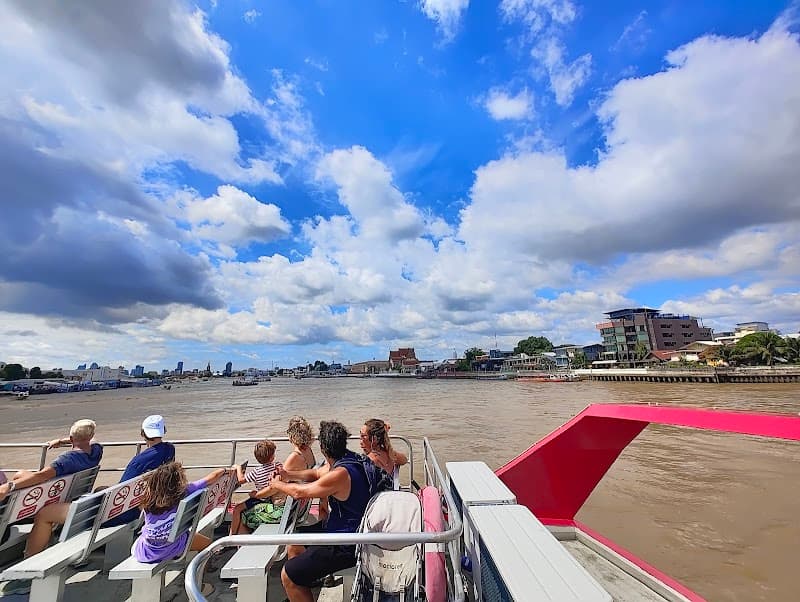 Chao Phraya Tourist Boat Head Office บริษัท เจ้าพระยาทัวร์ริสท์โบ๊ท จำกัด