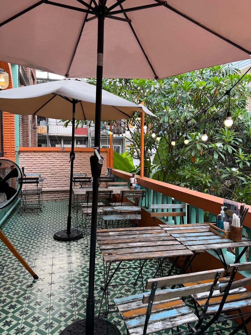 Cholos Mexican Charoen Krung