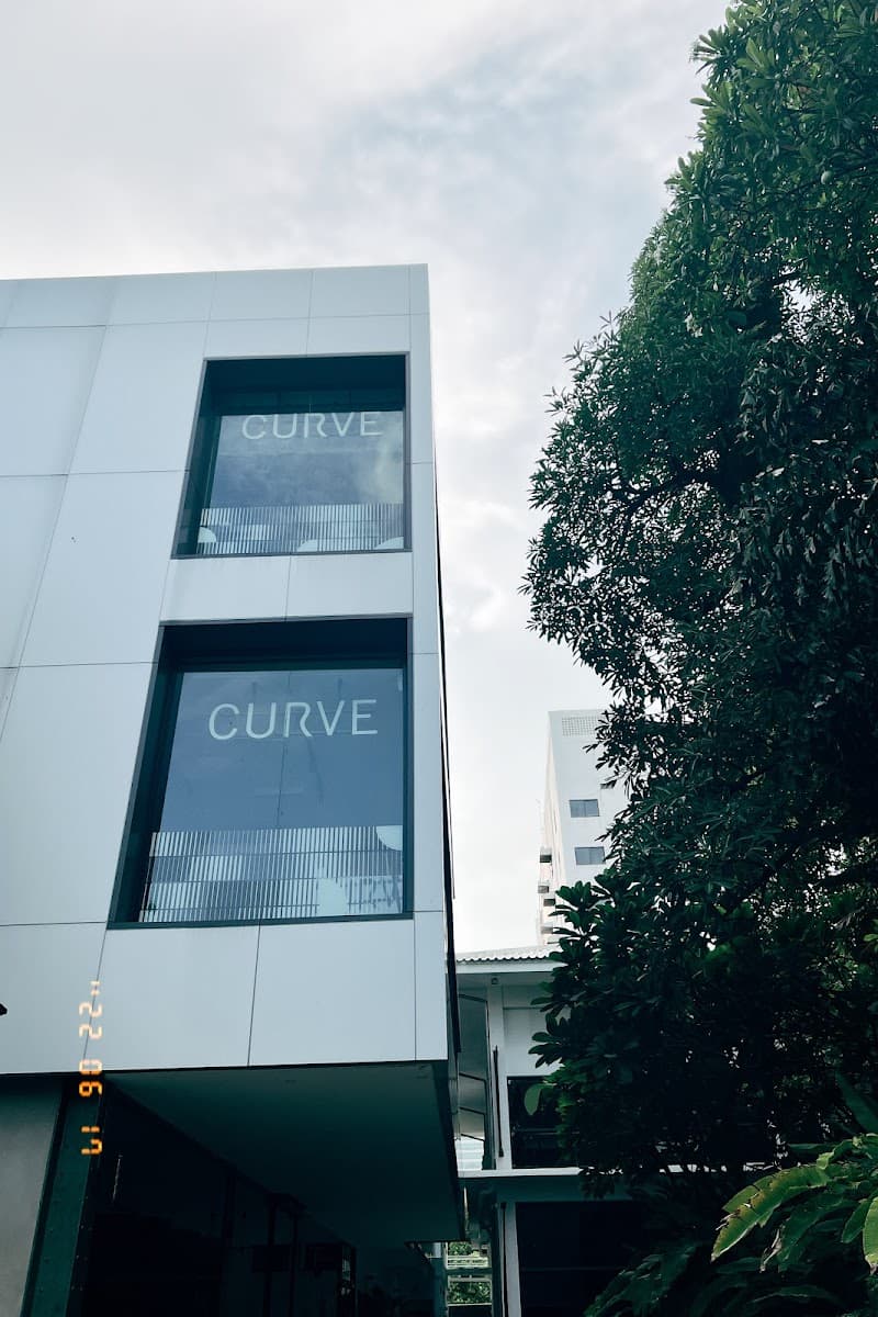 Curve BKK - Sukhumvit 51