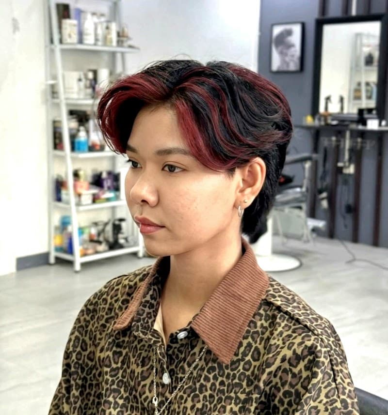 CUT4U คัทโฟร์ยู - BTS แบริ่ง