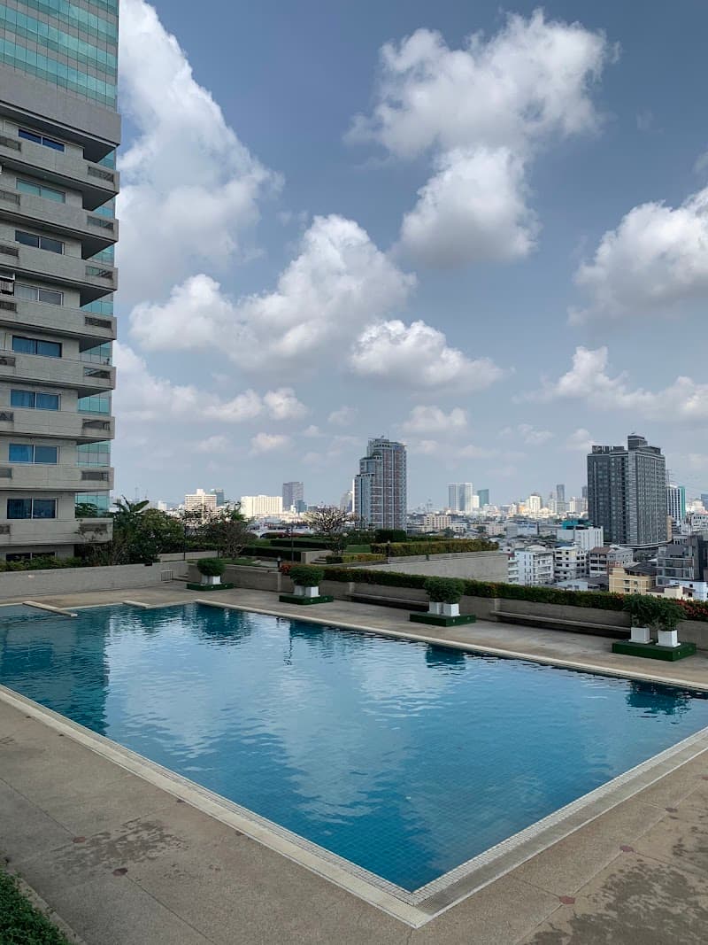 Diamond Residence Ratchada Hotel