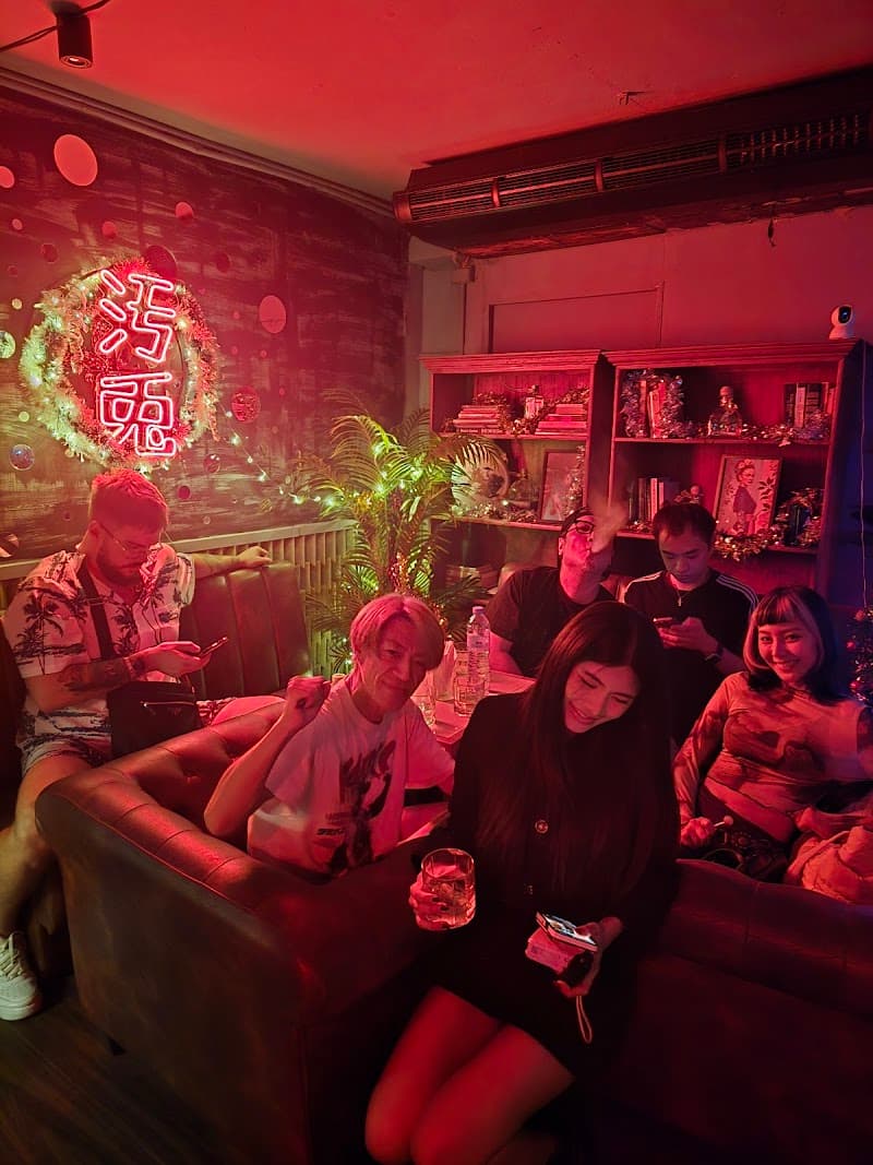 Dirty Rabbit Hidden Bar