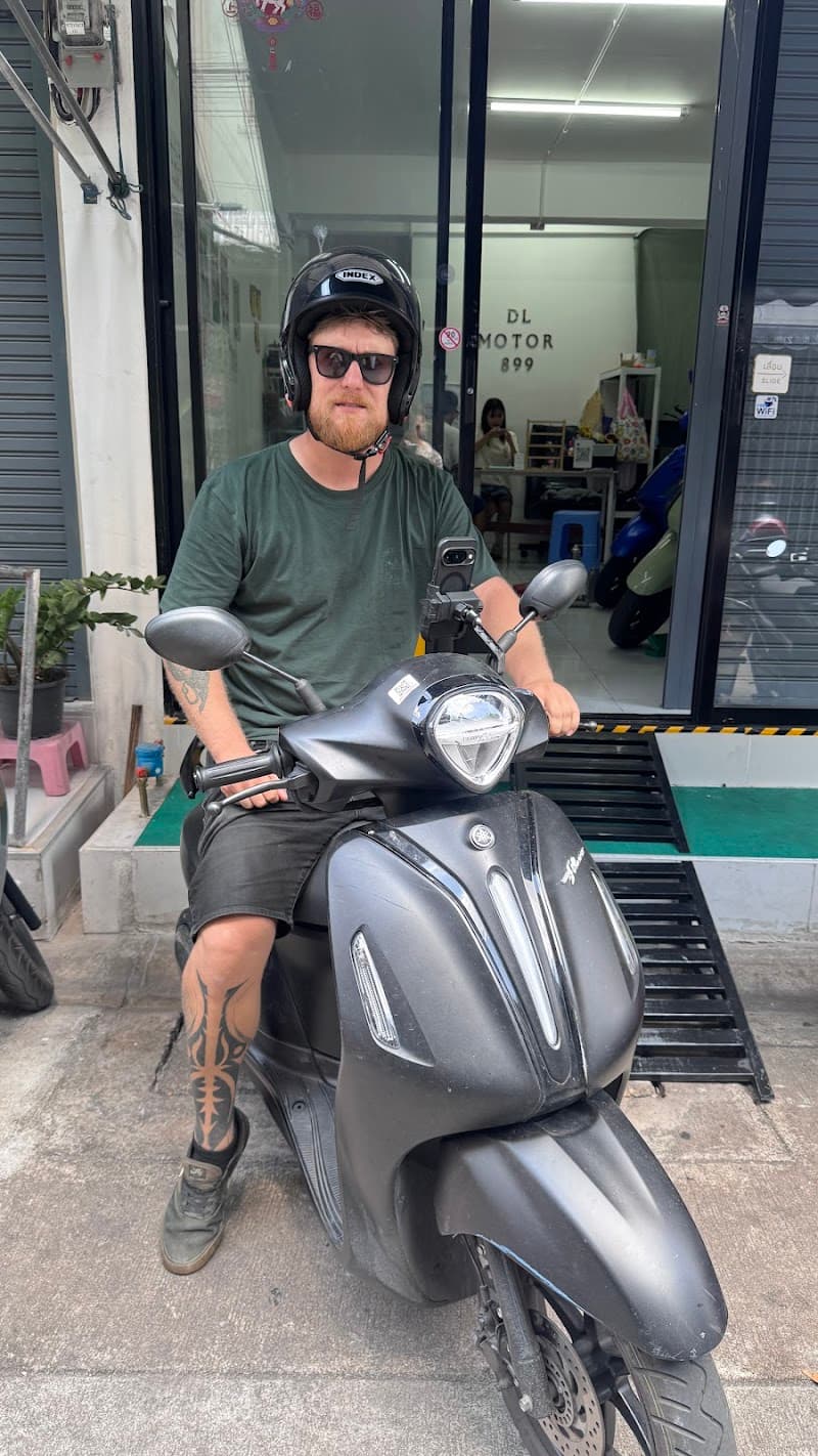 DL Motorcycle rental