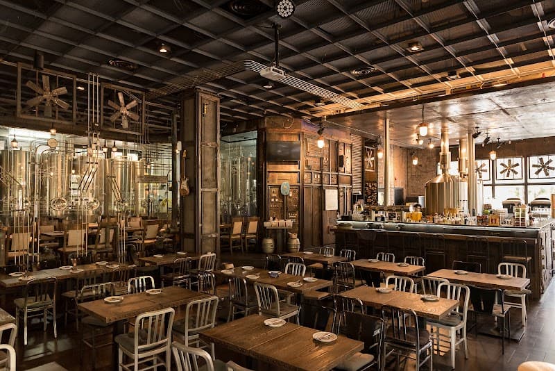 EST.33 The Nine Rama 9