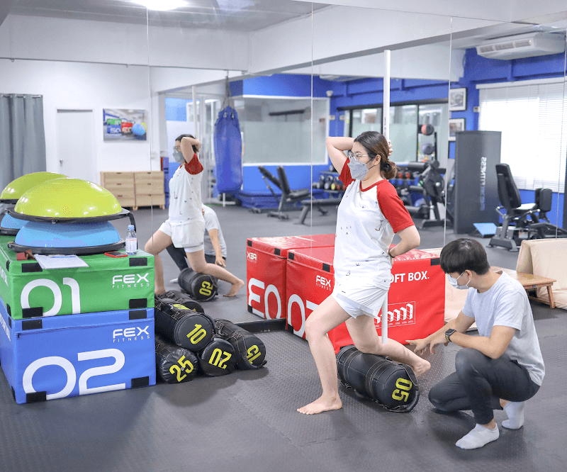 Exclusive Rehab Clinic Gym & Pilates By หมออั๋น