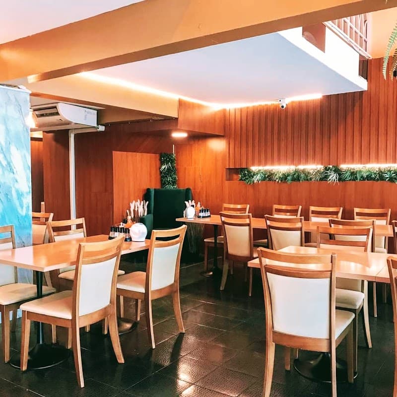 Fahana Italian (Halal)