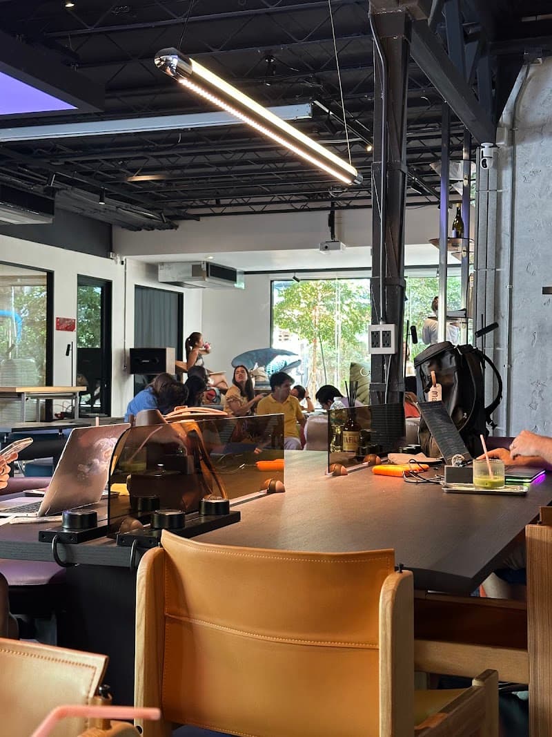 Foundry’s co-working bar