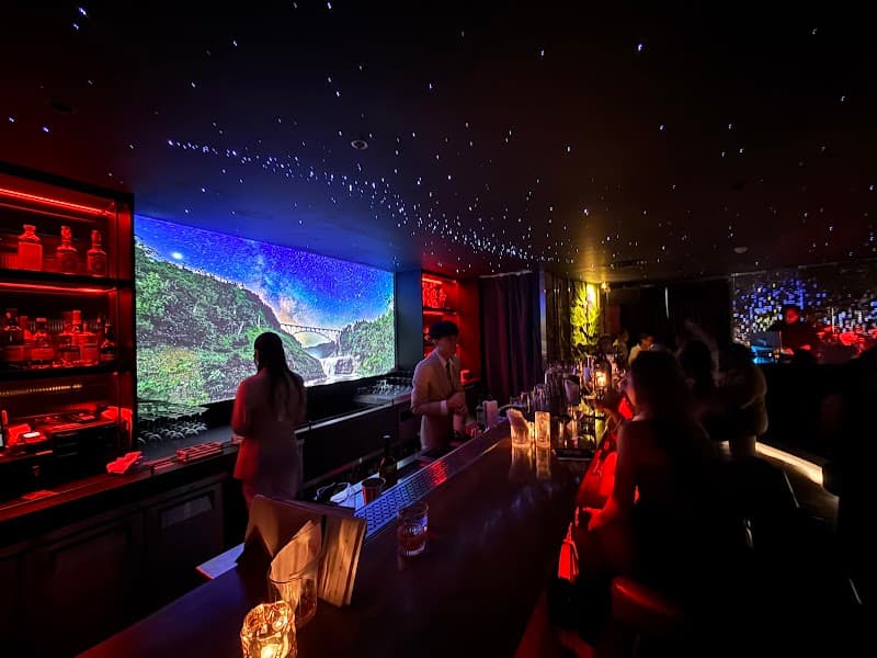 Gaze Cocktail Bar
