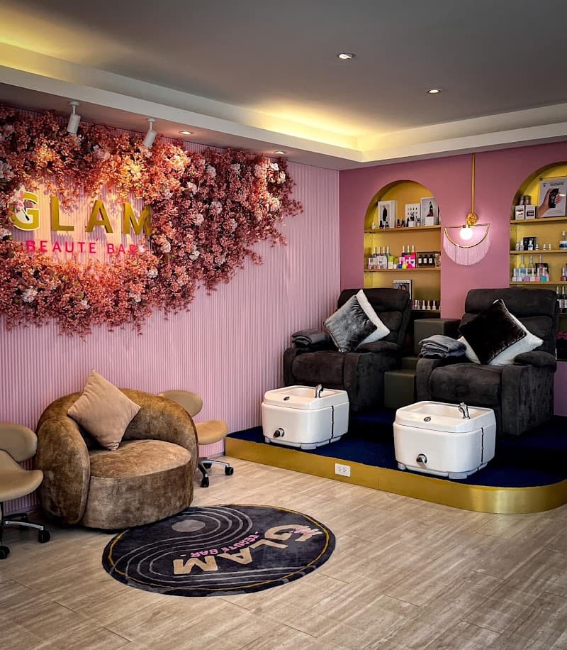 GLAM Beaute Bar
