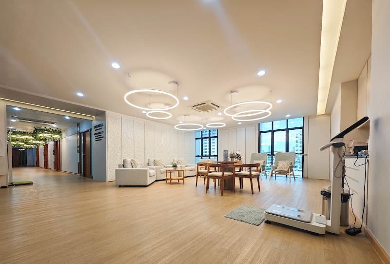 Greenbell Medical Clinic : คลินิกกายภาพบำบัด คลินิกแพทย์แผนจีน ฝังเข็ม ครอบแก้ว ทุยหนา กัวซา