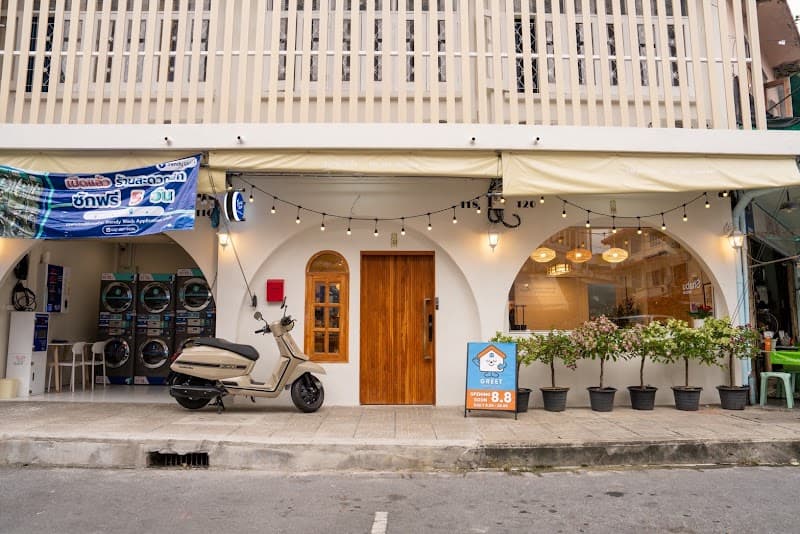 Greet Hostel & Café Samyan