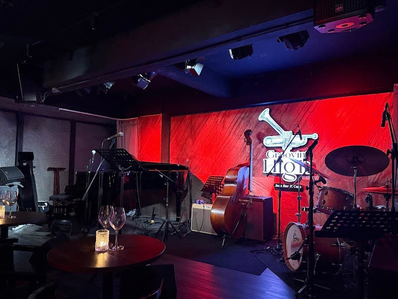 Groovin High Jazz Bar