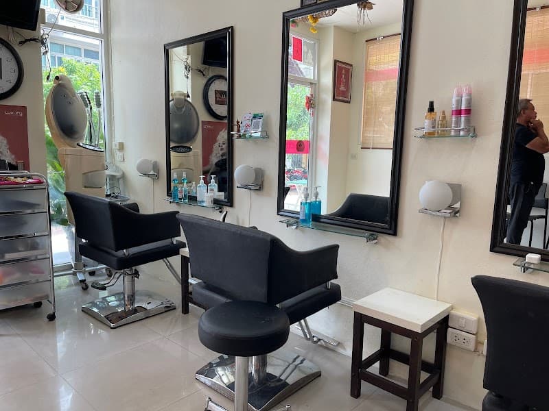 Hair By Phonatip Salon