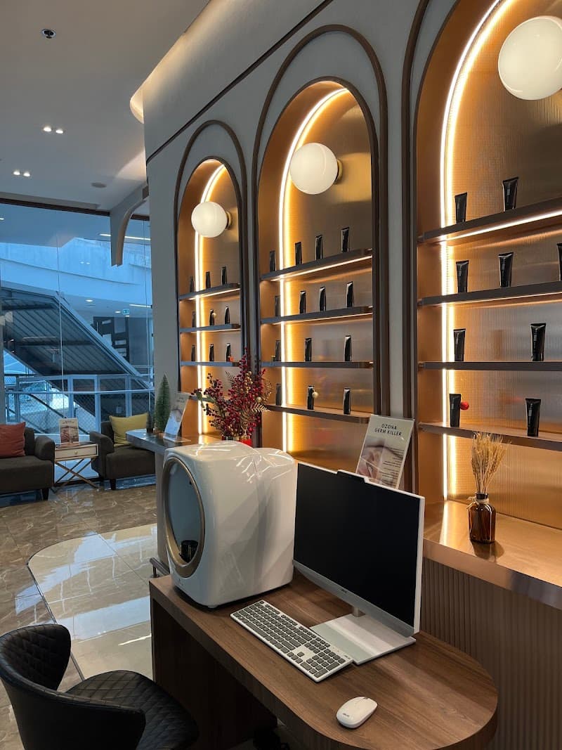 ISS Aesthetic & Wellness