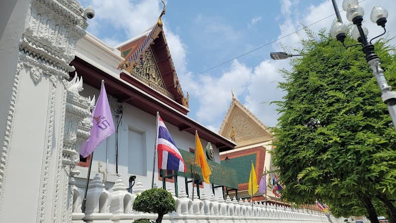 ISSARA by d HOSTEL BANGKOK