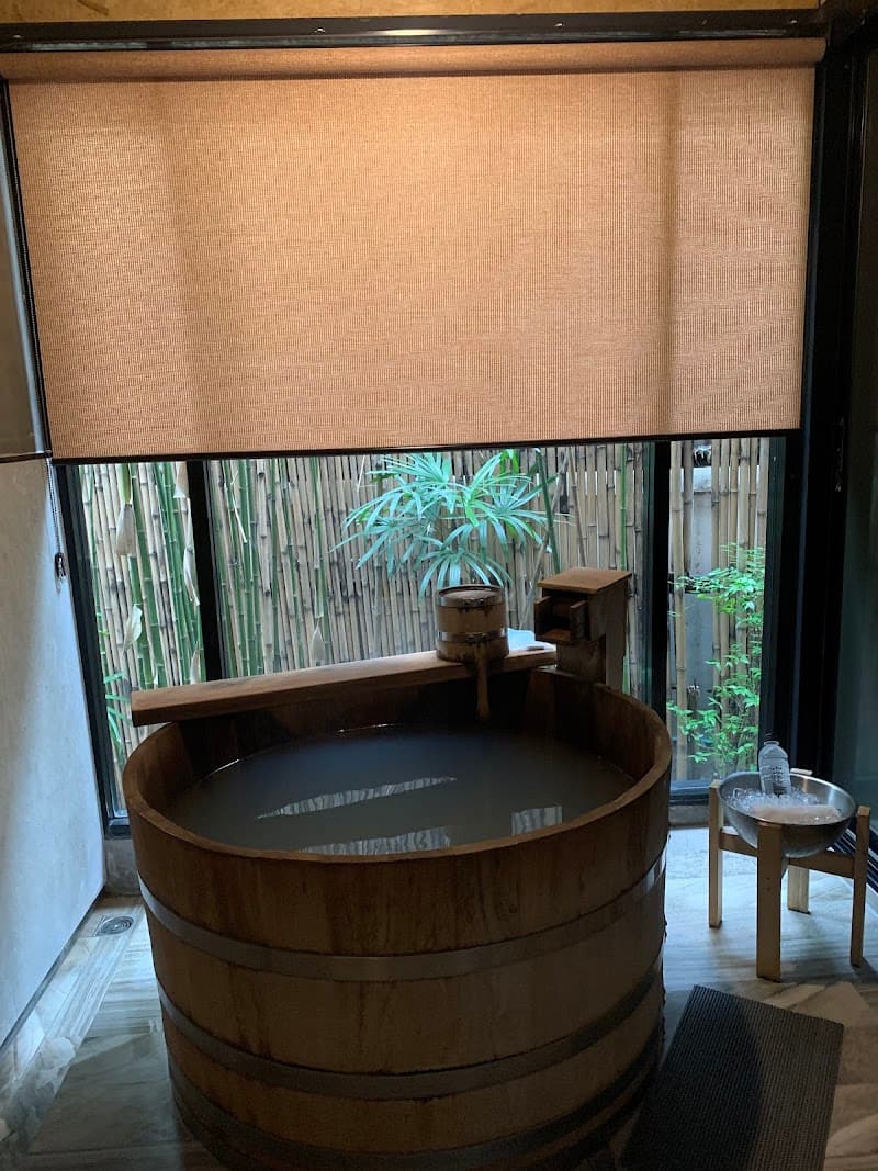 Kashikiri Onsen and Spa Sukhumvit 49