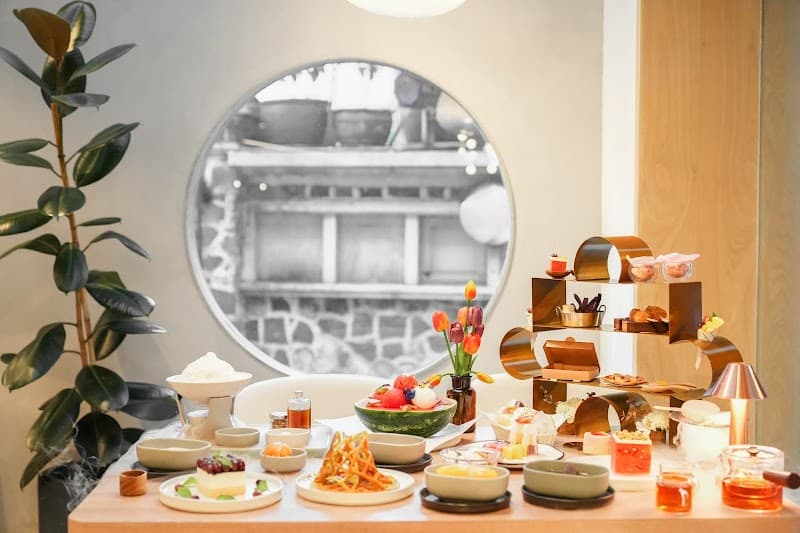 Kinlenn Eatery & Play Ari