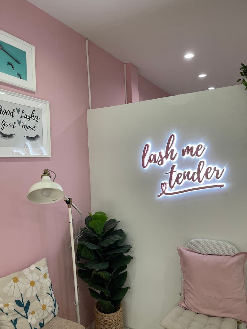 Lash me tender (สามย่าน)