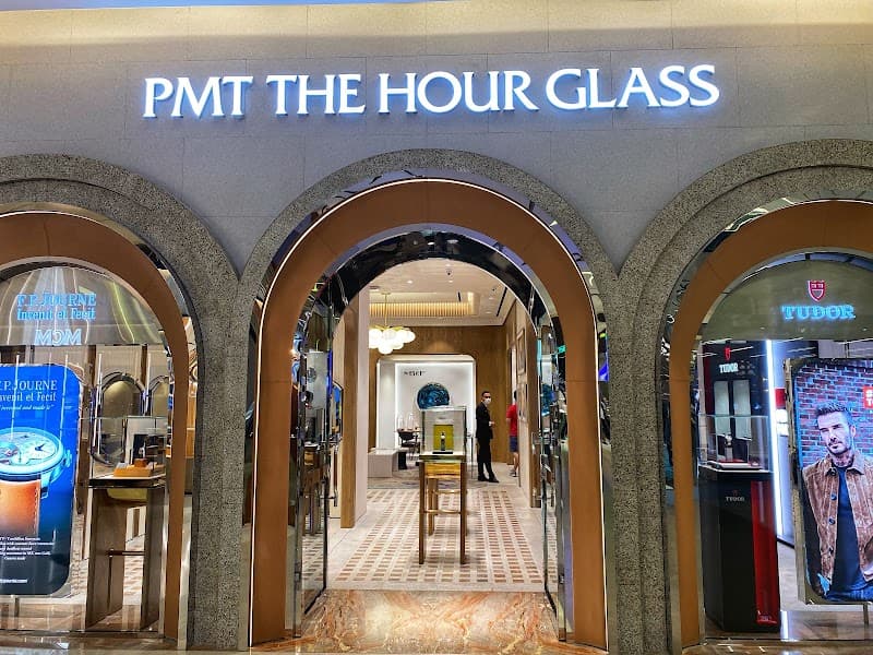 L'Atelier by PMT The Hour Glass