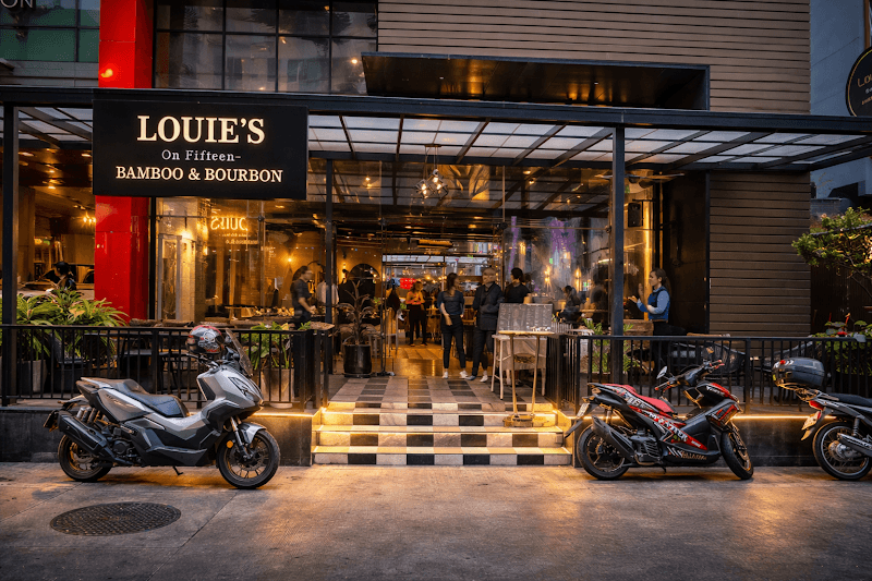 LOUIE'S on fifteen | BAMBOO & BOURBON