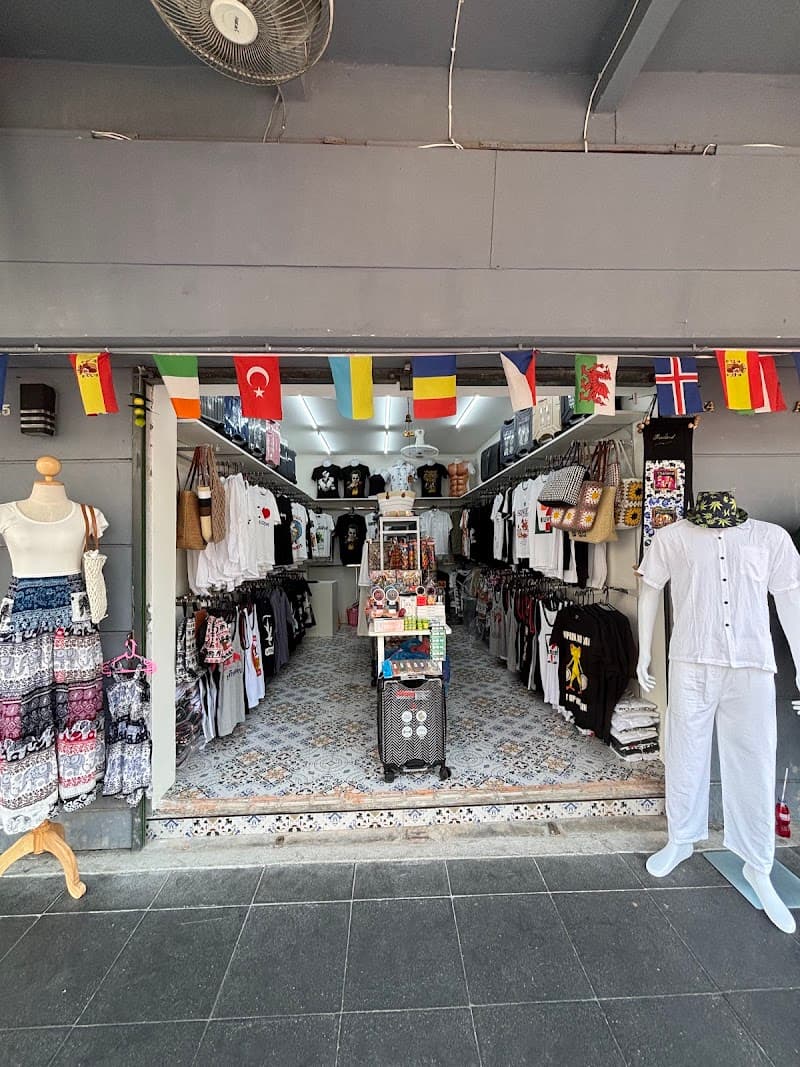 Made in Thailand Shop | Souvenirs | Luggage | Sim Card | Thailand Fashion wears | Best Quality Shop in Khaosan