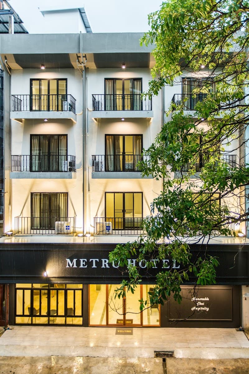 Metro Hotel