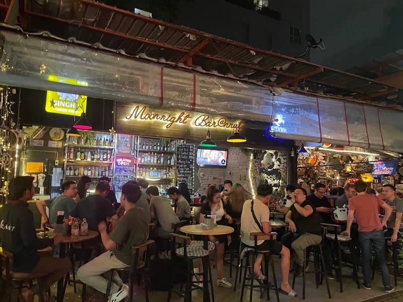 Moon night Bar@onnut