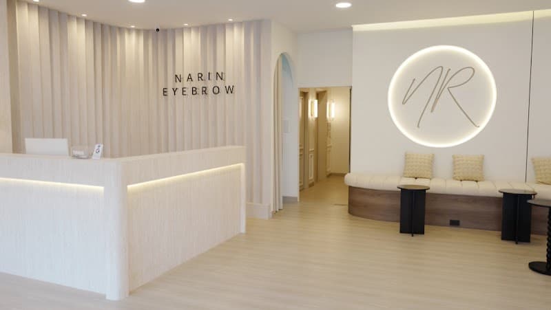 Narin Eyebrow
