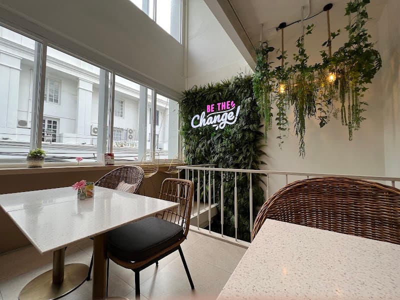 Nature’s Charm Cafe