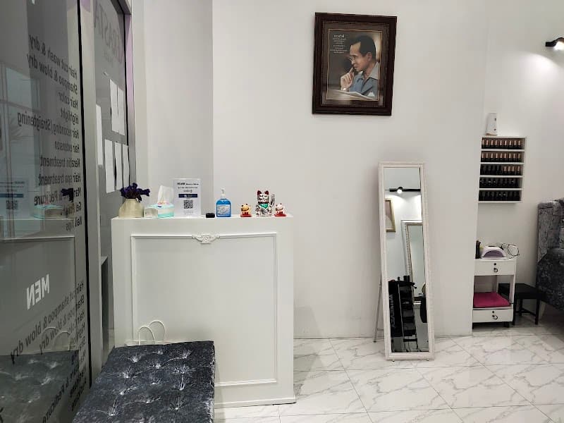 Noah's beauty salon Ekkmai-Thonglor