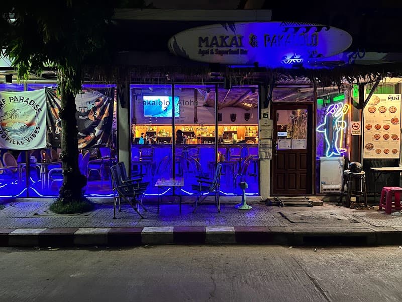 Pakalolo tiki & vinyl bar