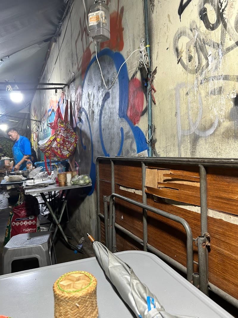 Papaya Salad and Grilled Meats