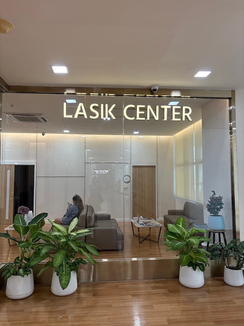 ศูนย์เลสิคโรงพยาบาลปิยะเวท ( Piyavate Lasik Center )