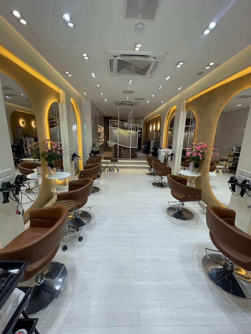 POK Hair Studio ( ป๊อก แฮร์ สตูดิโอ )