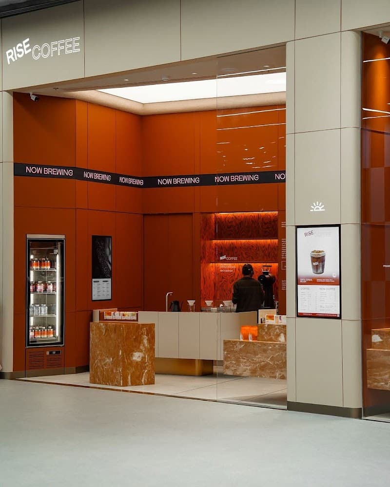 RISE COFFEE - One Bangkok