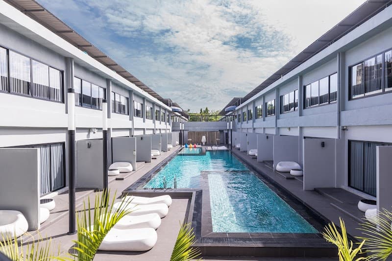 S Ratchada Leisure Hotel