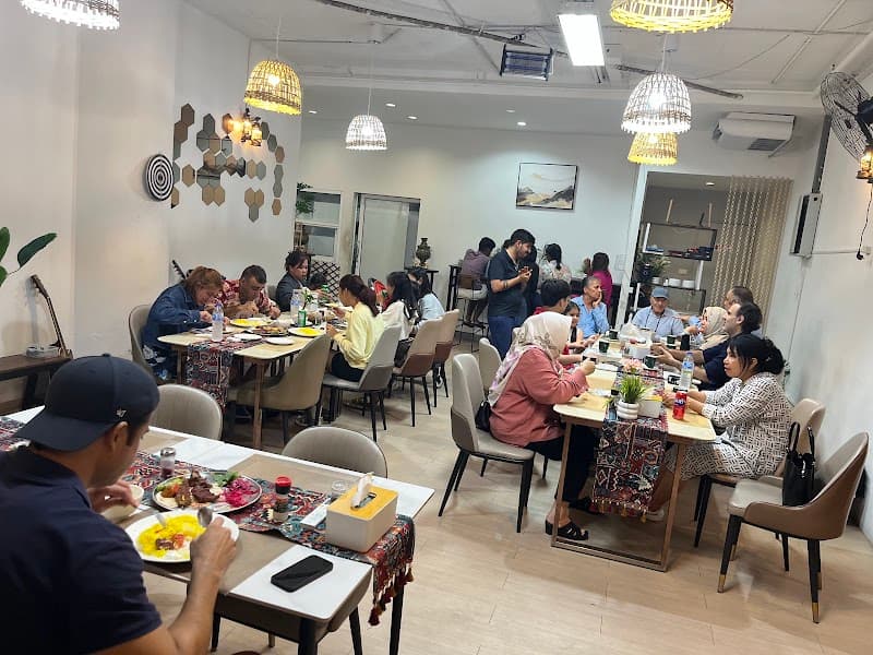 Saffron restaurant iranian