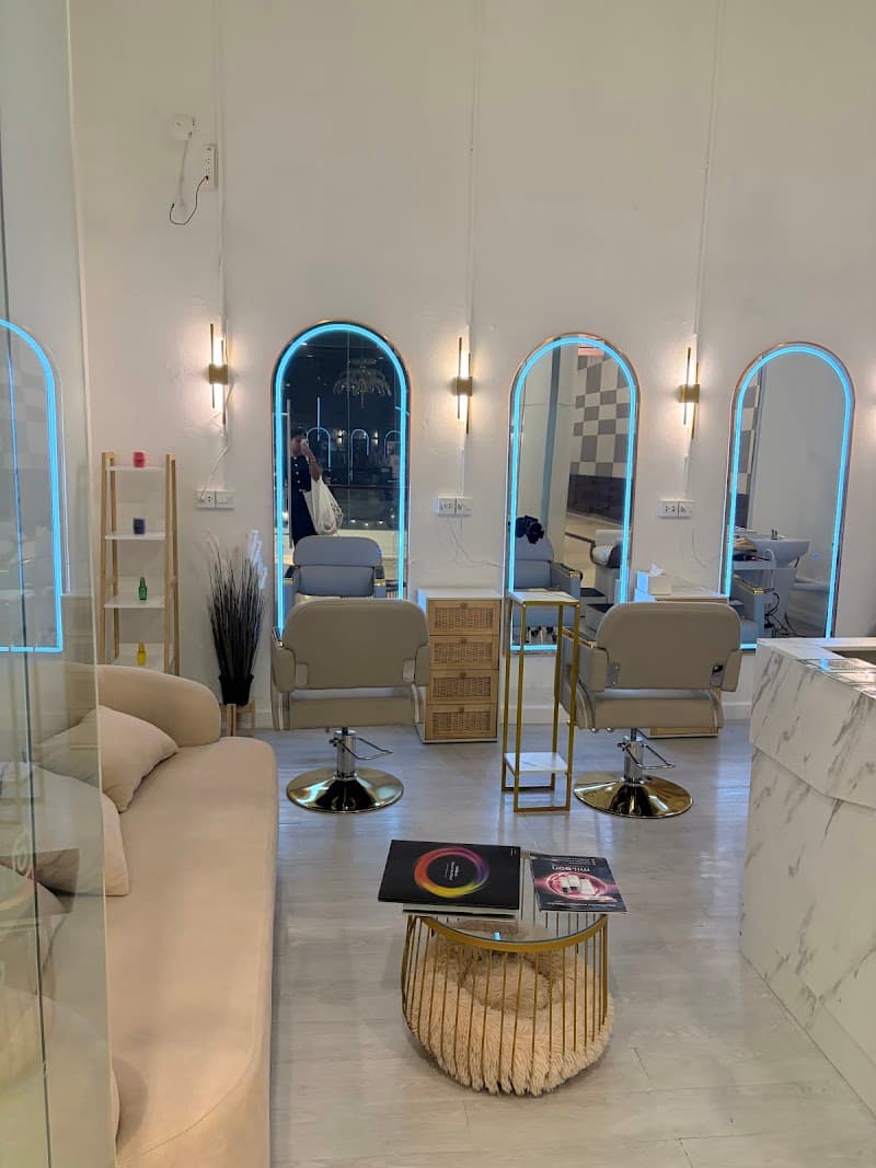 Shorty Mode hair salon