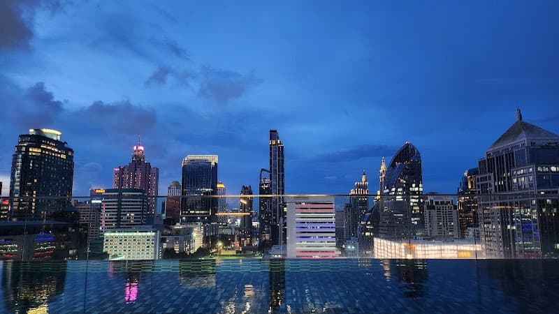 Sindhorn Midtown Serviced Residences