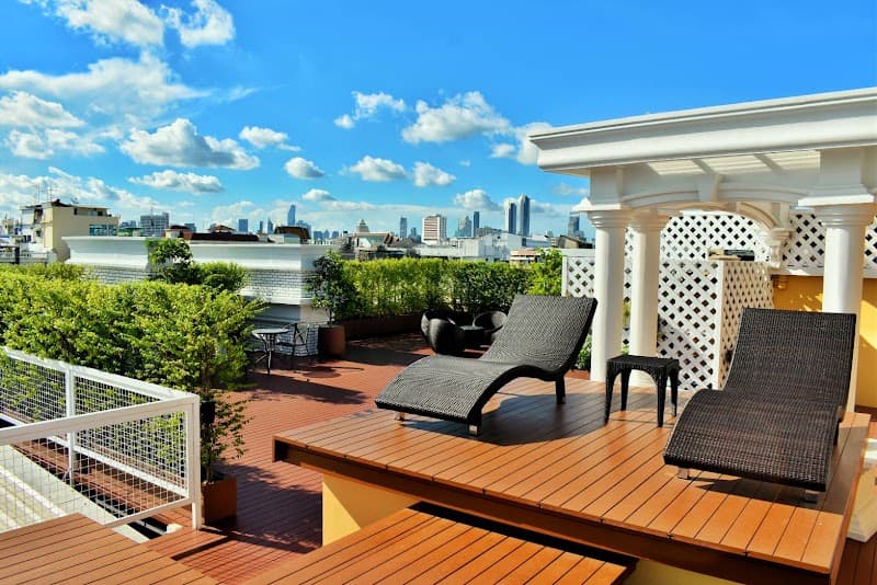 Siri Oriental Bangkok Hotel