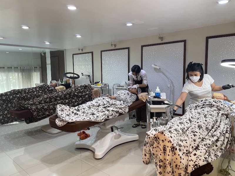 Smith and John Beauty Center