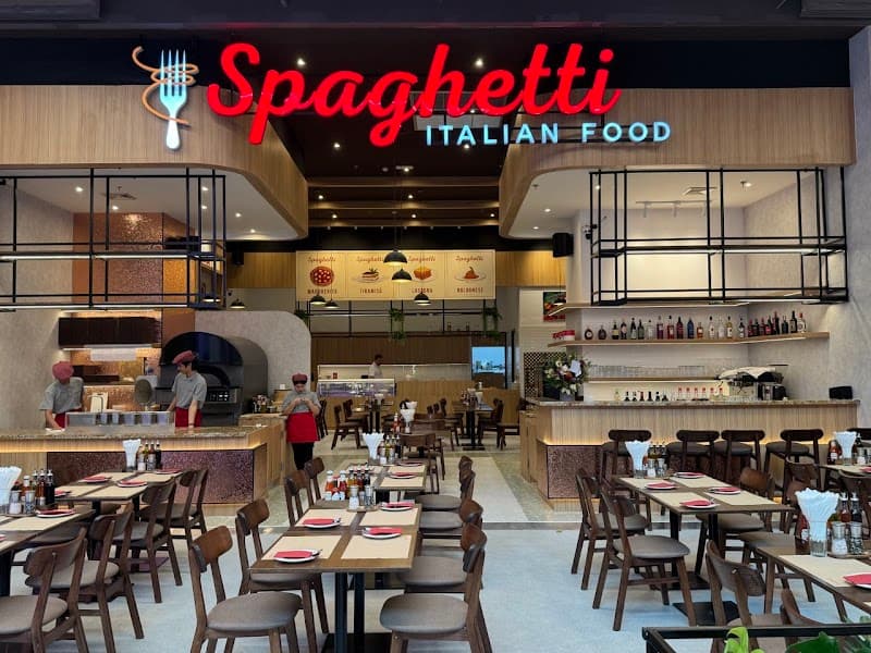 Spaghetti - Italian Food