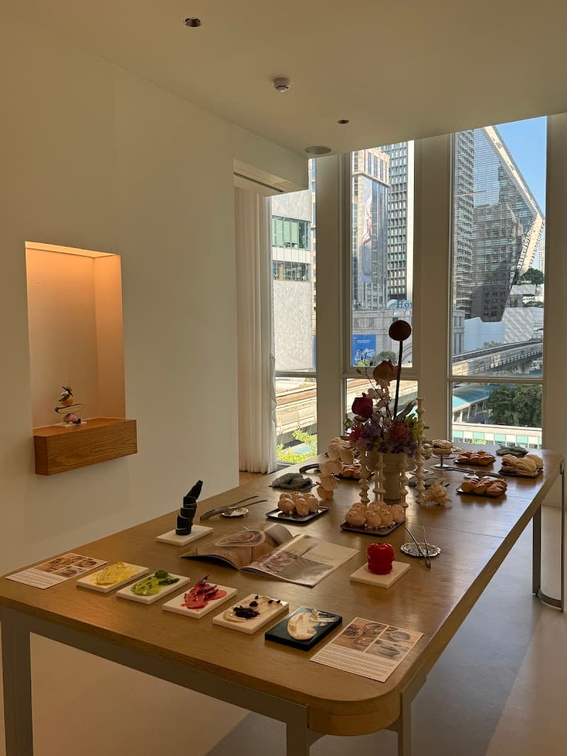 Stolen Sala | Rooftop Café and Restaurant