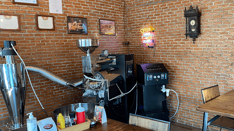 Street Fourth Burger & Coffee Roaster