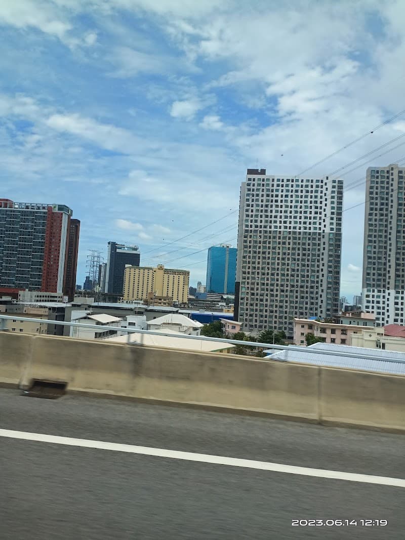 Sukhumvit Living Town