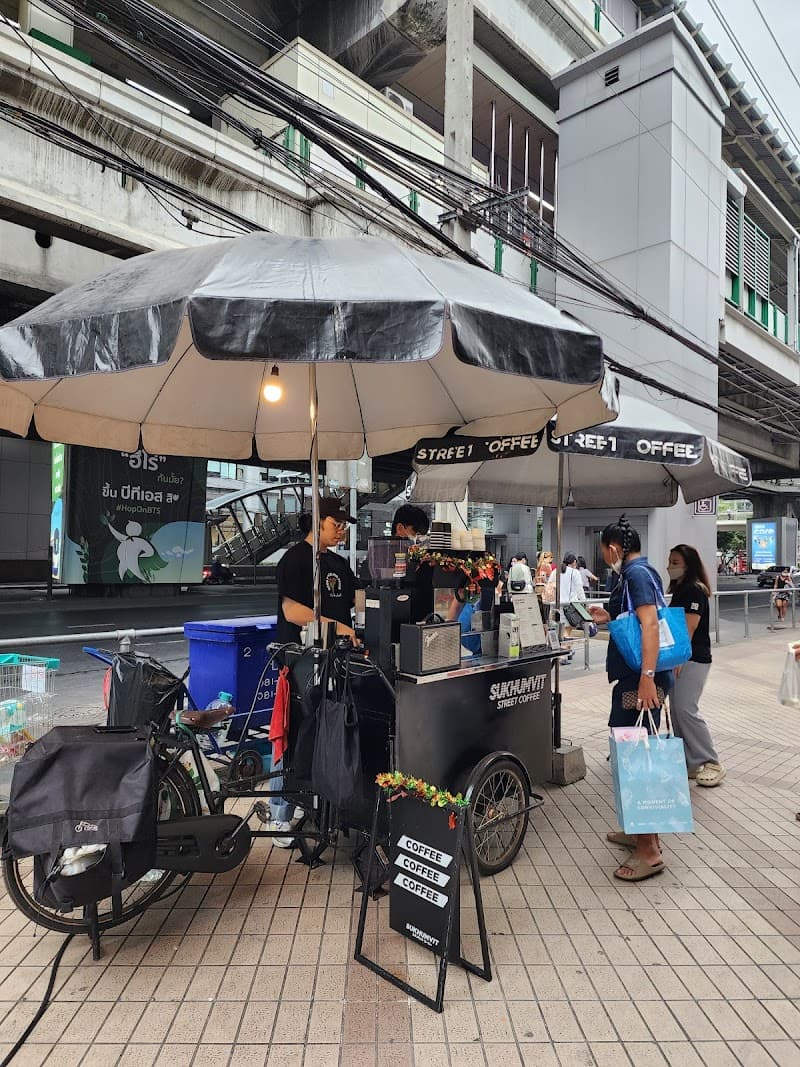 Sukhumvit Street Coffee