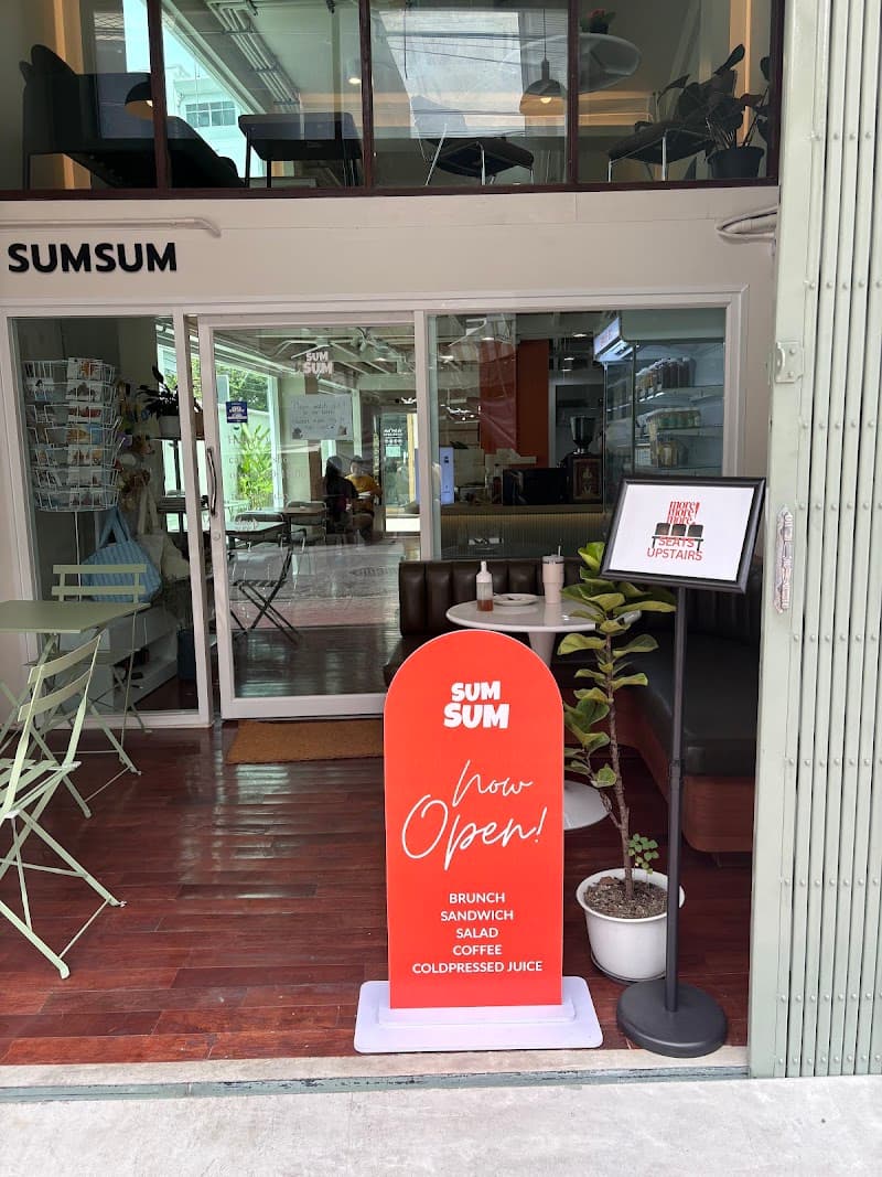 SUM SUM - Sandwiches, Pancake, & Coffee