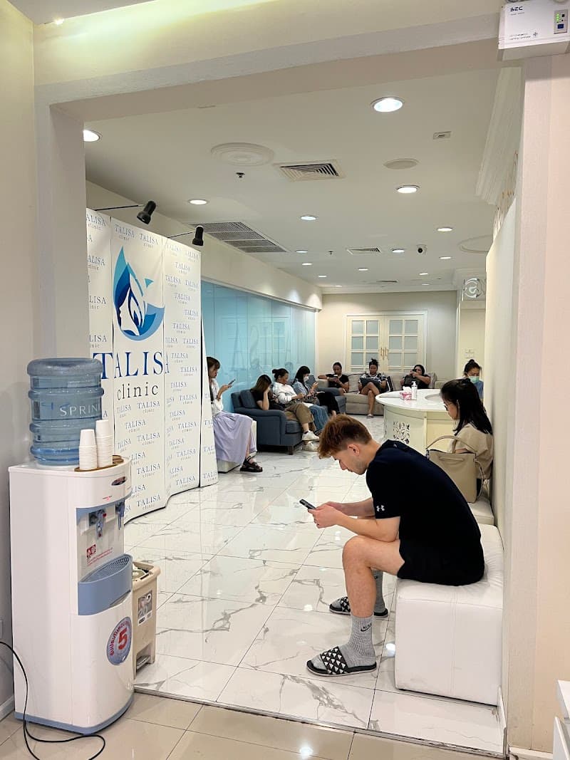 Talisa Clinic สาขา BTSเอกมัย