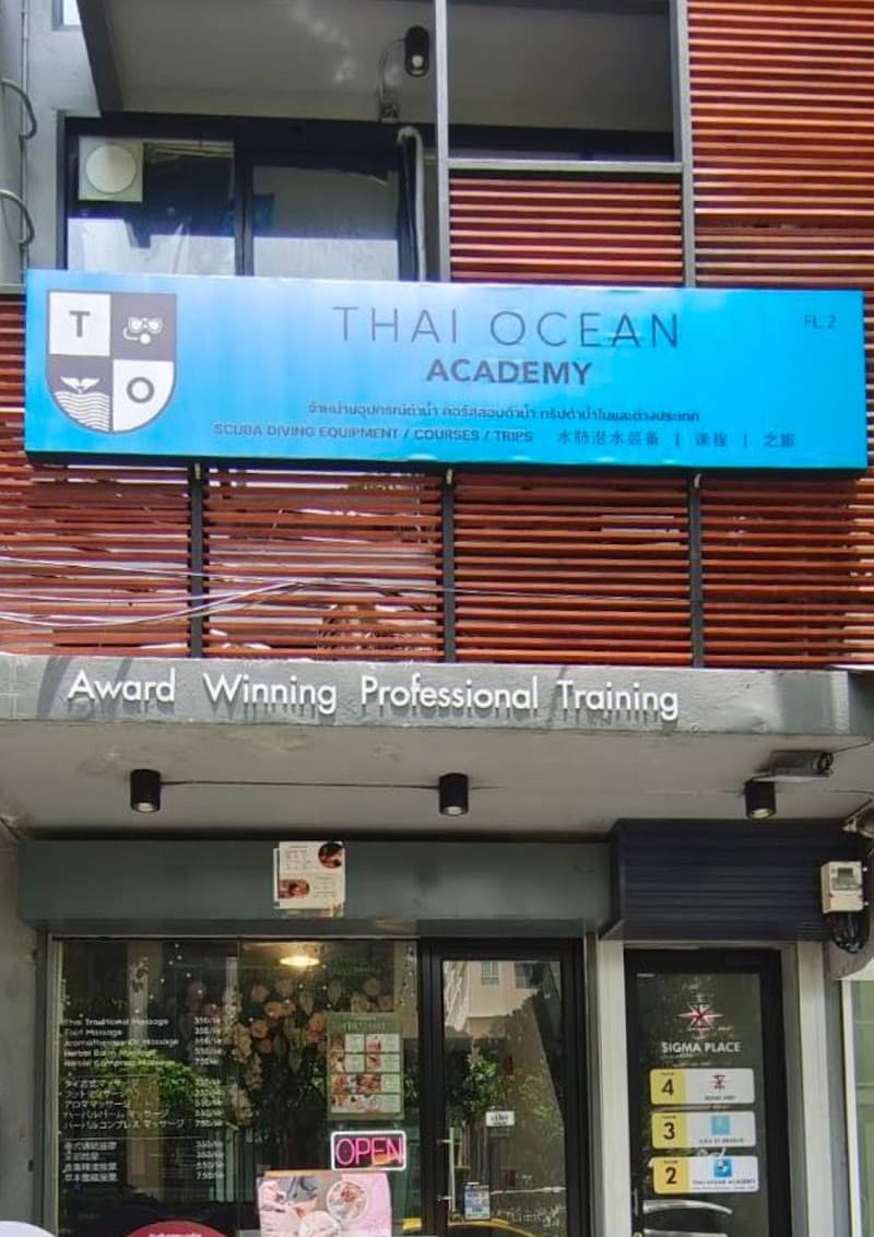 Thai Ocean Academy | Scuba Diving Equipment & Dive Center อุปกรณ์ดำน้ำ สอนดำน้ำ 曼谷的潜水设备商店 泰国海洋学院