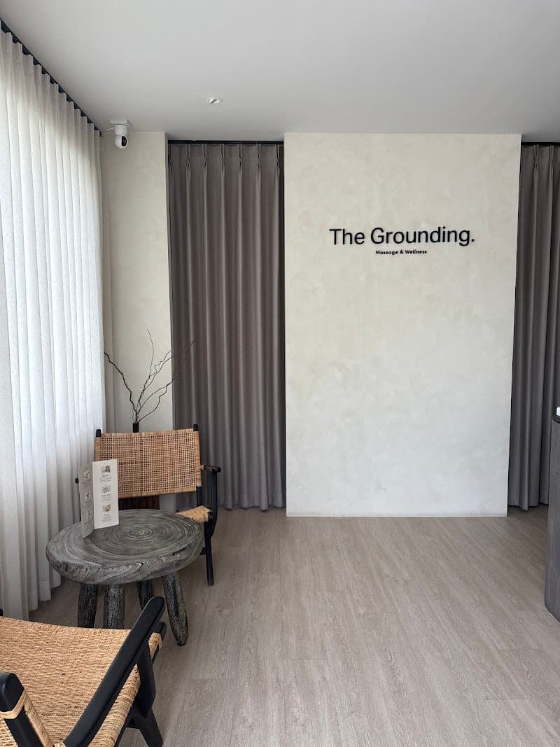 The grounding massage & wellness